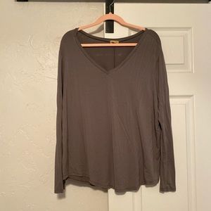 Oversized V neck shirt